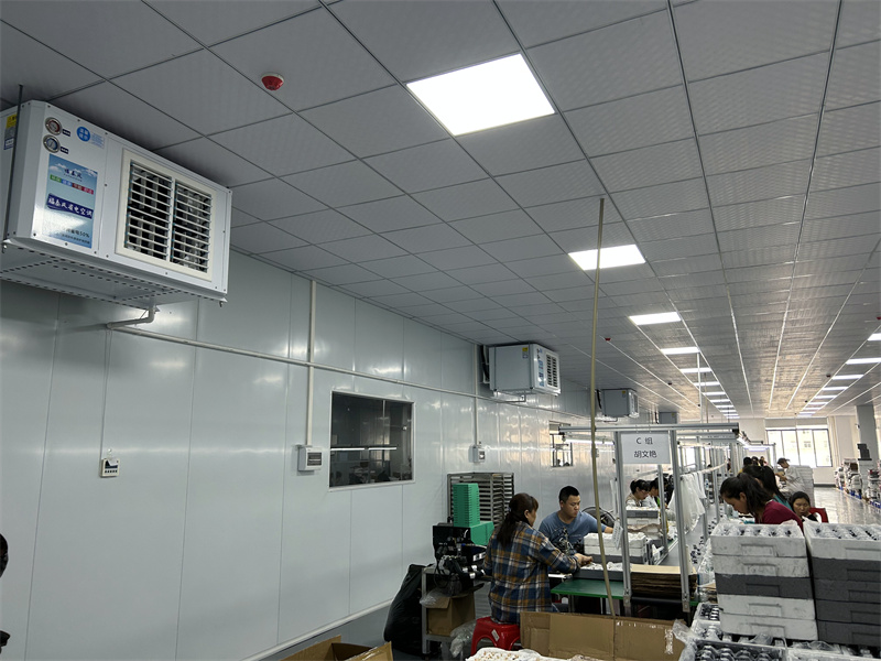 電子線路板車(chē)間降溫福泰風(fēng)蒸發(fā)冷空調(diào)案例